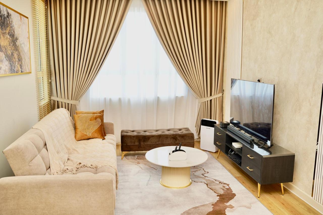 Casa Callisto Homestay - New Seaview With Pool 3Br Apartment Ladang Tanjung كُوالا تيرينغانو المظهر الخارجي الصورة